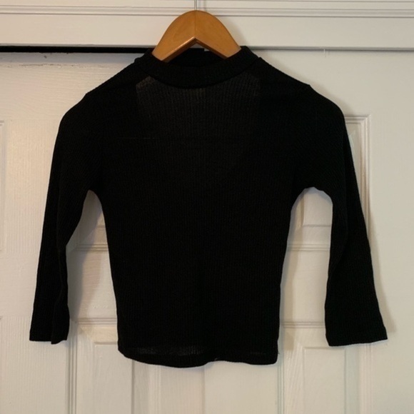 Forever 21 Black Cropped Cutout Ribbed Top Small - Picture 4 of 7
